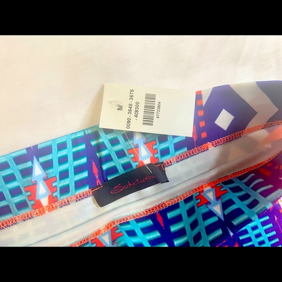 Brand New Beautiful 2 piece set with tag. - Picture 4 of 6